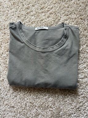Buck Mason tee in Sage L